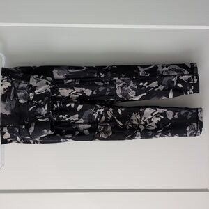 Floral Black and Gray Leggings
